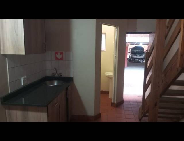 1 BEDROOM APARTMENT FOR SALE IN SUNNYSIDE